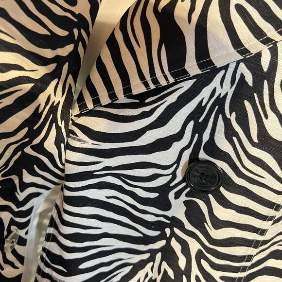 ✨SilkLand Zebra Print Double-Breasted Jacket XL Vintage vibe Shoulder&cuff Tabs - Picture 10 of 16